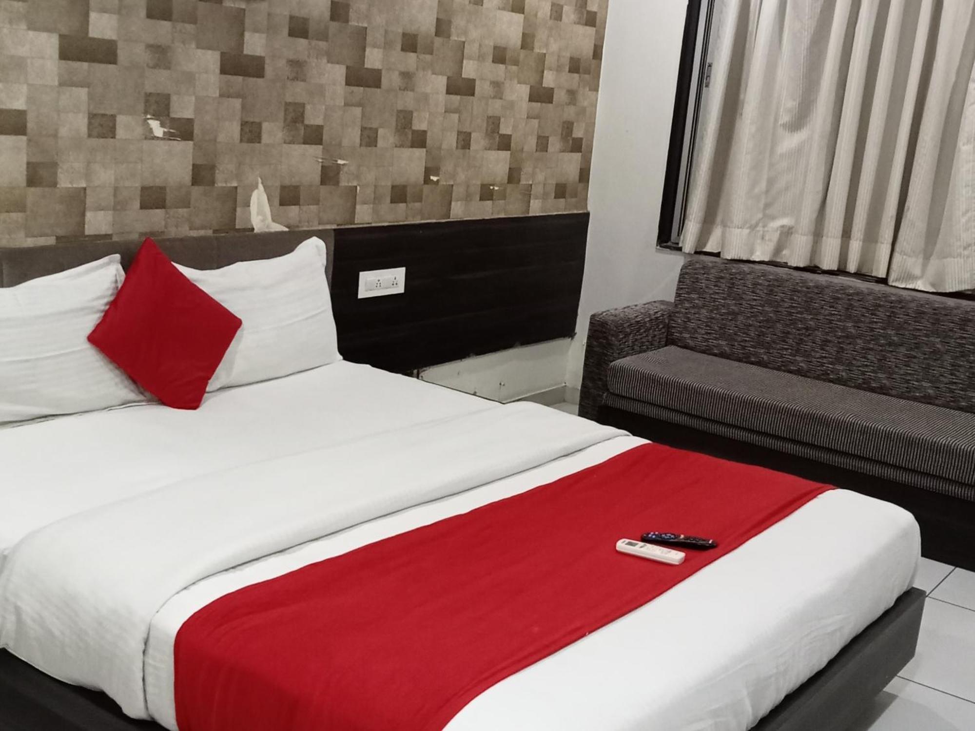 Hotel Best Velly Gandhinagar Exterior photo