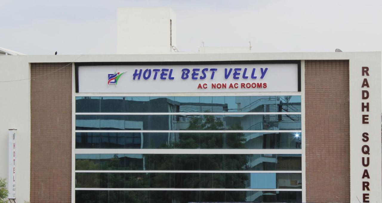 Hotel Best Velly Gandhinagar Exterior photo